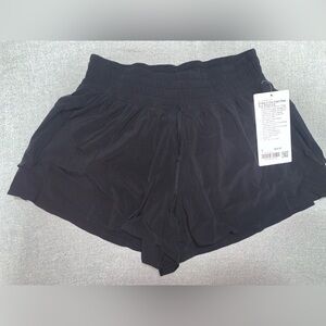 Lululemon NWT Shake It Out High-Rise Running Short 2.5" size S Black